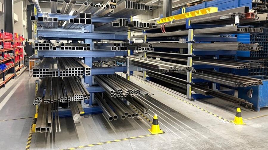 OPSLAGSYSTEMEN VOOR PLATEN EN PROFIELEN