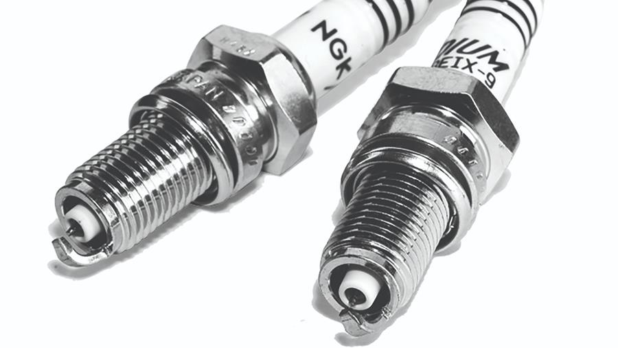 Bougies d'allumage NGK en métaux précieux
