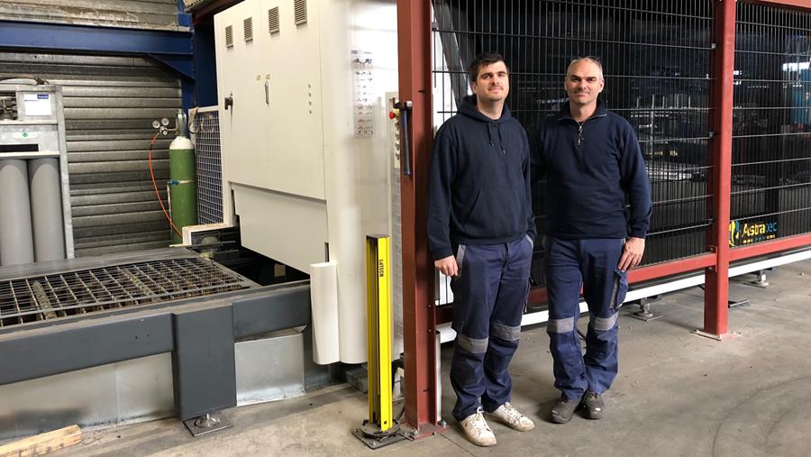 Un atelier de ferronnerie s'agrandit avec une machine de découpe laser à fibre