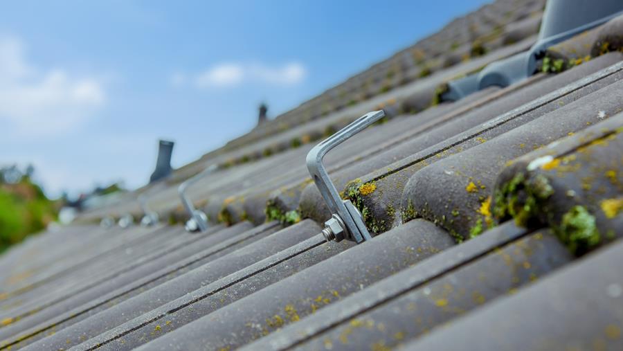 "Nos fixations de panneaux solaires au service de votre savoir-faire"