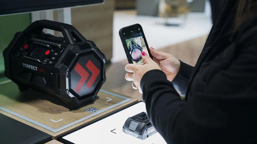 PerfectPro franchit les limites de la batterie pour les radios de chantier
