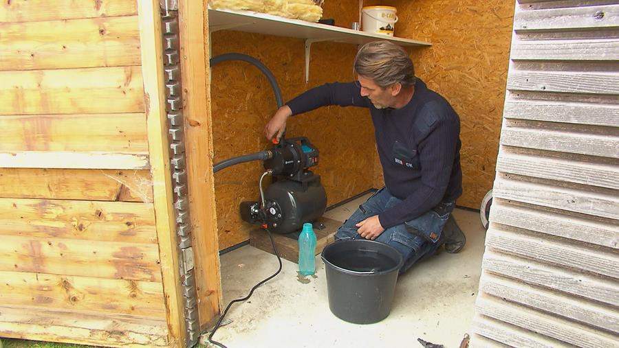 Bien raccorder une pompe hydrophore à un robinet extérieur