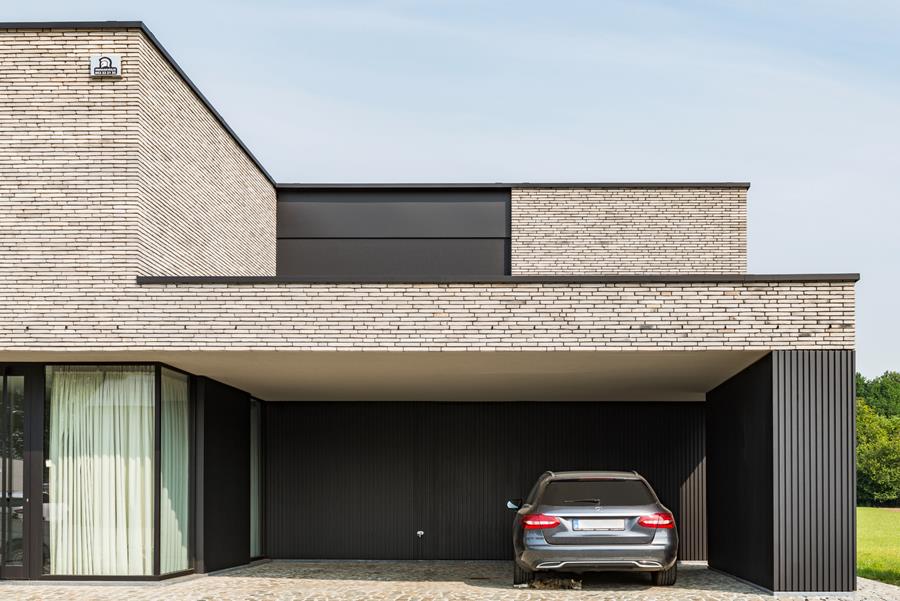 Des matériaux de façade contrastés avec un minimum d’entretien